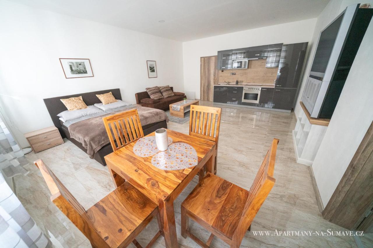 Apartmany Na Sumave Stachy ภายนอก รูปภาพ